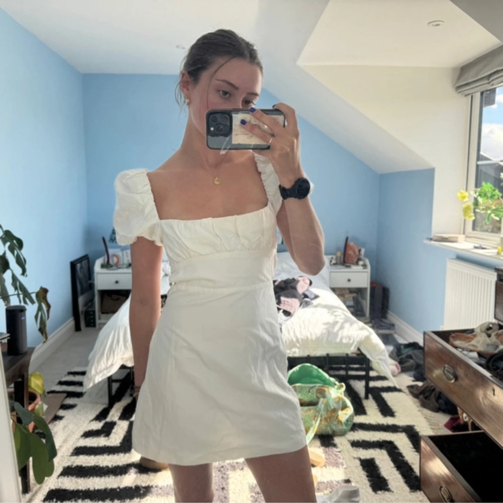 Elegant White Puff Sleeve Dress